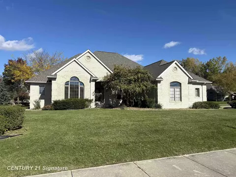 3820 Prairie Crk, Saginaw, MI 48603