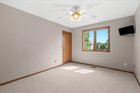 55522 Danube, Macomb, MI 48042 photo 31