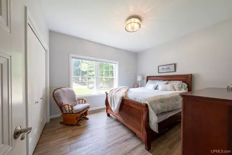 1064 Highland, Ishpeming, MI 49849 photo 15