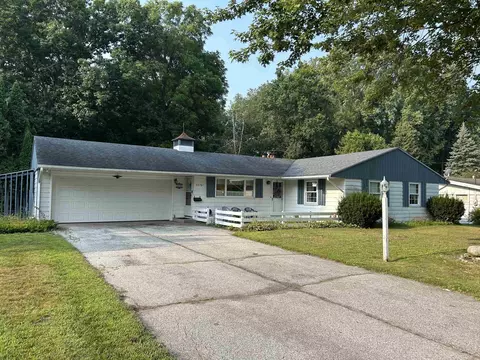 3370 Woodland, Saginaw, MI 48601