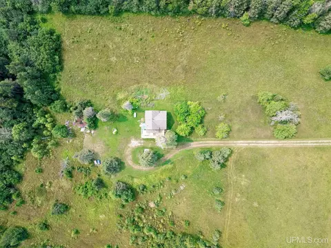 View/Area - 8025 15th, Rapid River, MI 49878 photo 3 of 11
