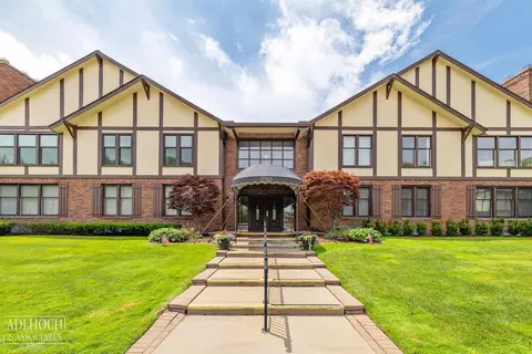 Exterior - 1750 Vernier #6, Grosse Pointe Woods, MI 48236 photo 2 of 11