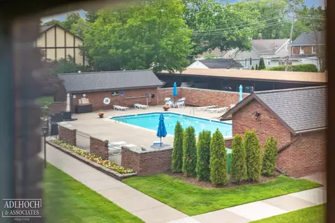 Exterior - 1750 Vernier #6, Grosse Pointe Woods, MI 48236 photo 11 of 11