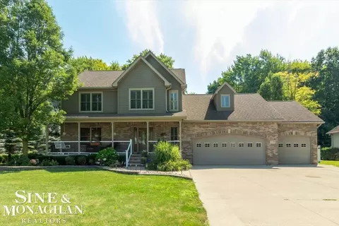 2758 E Lk, Kimball, MI 48074