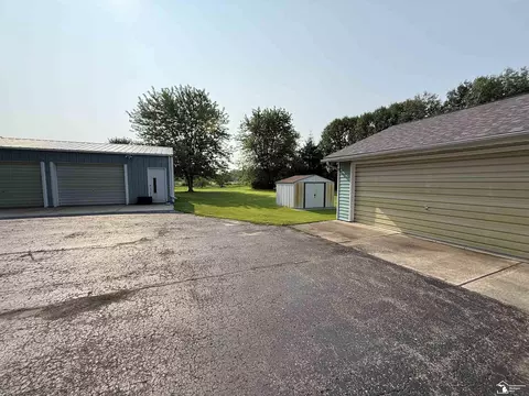 Exterior - 11595 Grafton, Carleton, MI 48117 photo 9 of 11
