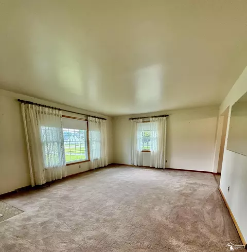 Living - 11595 Grafton, Carleton, MI 48117 photo 1 of 3