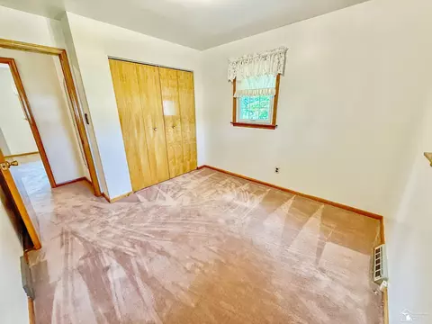 Bedroom - 11595 Grafton, Carleton, MI 48117 photo 5 of 9