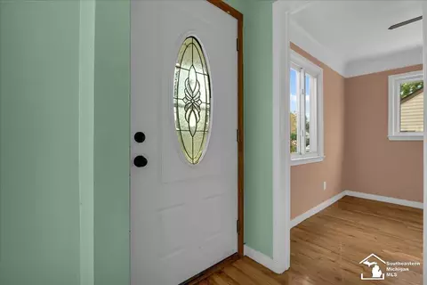 Entry Way - 17420 Valade, Riverview, MI 48193 photo 1 of 1