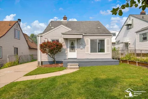 17420 Valade, Riverview, MI 48193