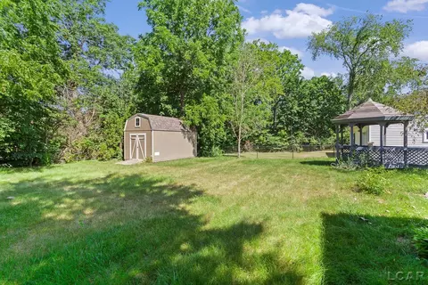 695 Budlong, Adrian, MI 49221 photo 32
