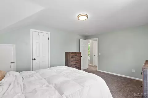 695 Budlong, Adrian, MI 49221 photo 19