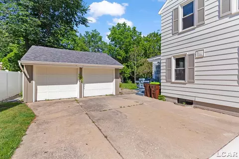 695 Budlong, Adrian, MI 49221 photo 30