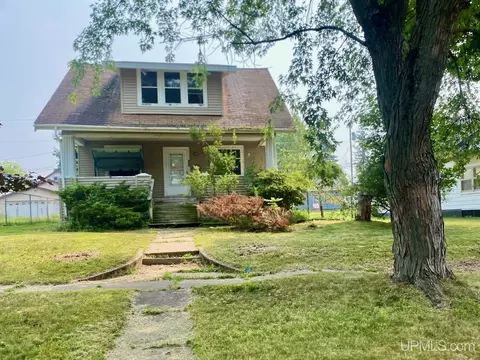 422 Saginaw, Norway, MI 49870