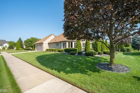 48072 Feral, Macomb, MI 48044 photo 27