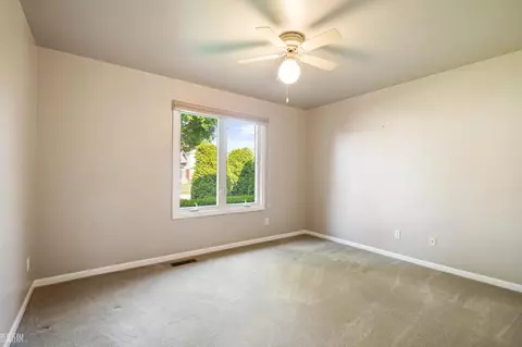 48072 Feral, Macomb, MI 48044 photo 21