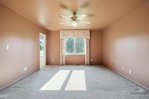 48072 Feral, Macomb, MI 48044 photo 17