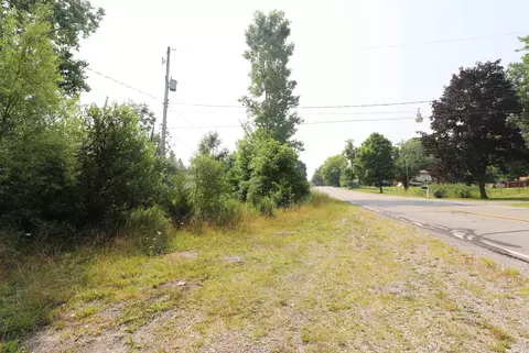 Luce, Flushing, MI 48433 photo 8