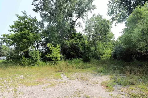 Luce, Flushing, MI 48433 photo 6