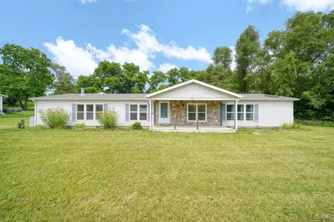 120 Kathy, Brooklyn, MI 49230