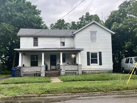 1926 W W Ct, Flint, MI 48503