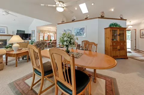 Dining - 1988 Salisbury, Gladwin, MI 48624 photo 3 of 5