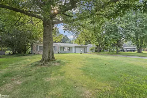 8417 Gallant Fox, Flushing, MI 48433 photo 6