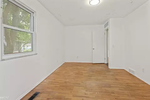 8417 Gallant Fox, Flushing, MI 48433 photo 25