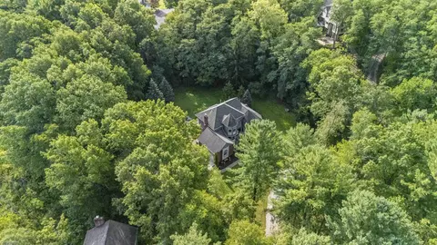 View/Area - 2148 Hidden, Leonard, MI 48367 photo 3 of 9