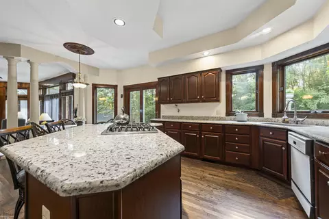 Kitchen - 2148 Hidden, Leonard, MI 48367 photo 2 of 2