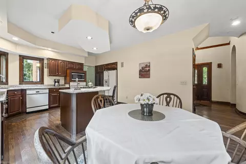 Dining - 2148 Hidden, Leonard, MI 48367 photo 4 of 4