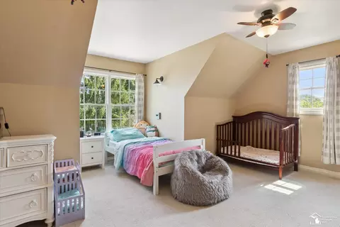 Bedroom - 385 Golfview, Monroe, MI 48162 photo 9 of 11