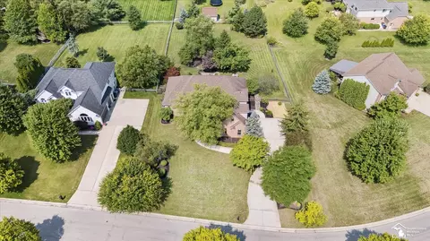 View/Area - 385 Golfview, Monroe, MI 48162 photo 11 of 14