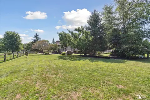 Exterior - 385 Golfview, Monroe, MI 48162 photo 12 of 14