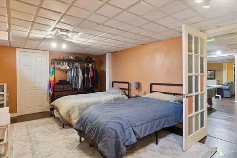 Bedroom - 385 Golfview, Monroe, MI 48162 photo 11 of 11