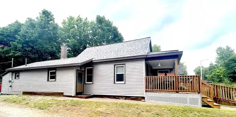 Exterior - 711 N First, Ishpeming, MI 49849 photo 3 of 3