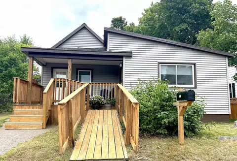 Exterior - 711 N First, Ishpeming, MI 49849 photo 2 of 3