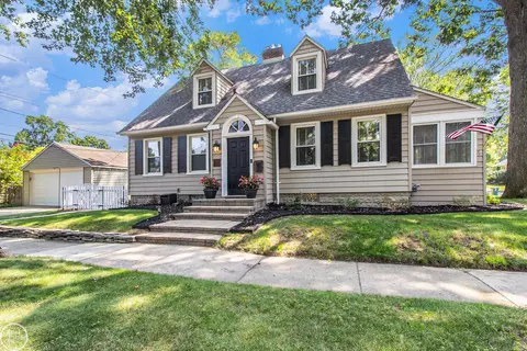 1103 E 5th, Royal Oak, MI 48067