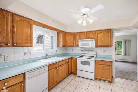 Kitchen - 570 Mill, Algonac, MI 48001 photo 1 of 2