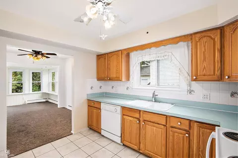 Kitchen - 570 Mill, Algonac, MI 48001 photo 2 of 2