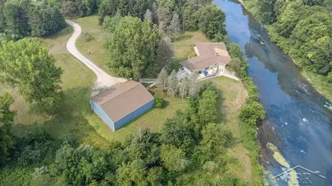 387 E Dopp, Midland, MI 48640 photo 5