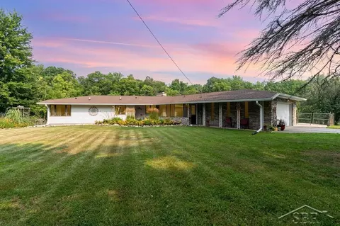 387 E Dopp, Midland, MI 48640