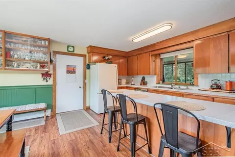387 E Dopp, Midland, MI 48640 photo 14