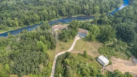 387 E Dopp, Midland, MI 48640 photo 39