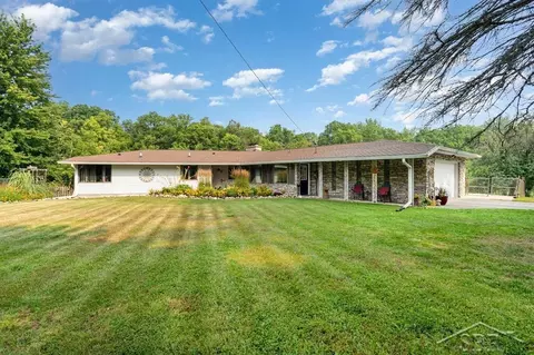 387 E Dopp, Midland, MI 48640 photo 2