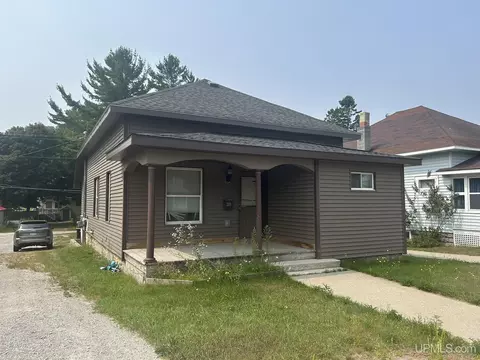 309 W Munising, Munising, MI 49862