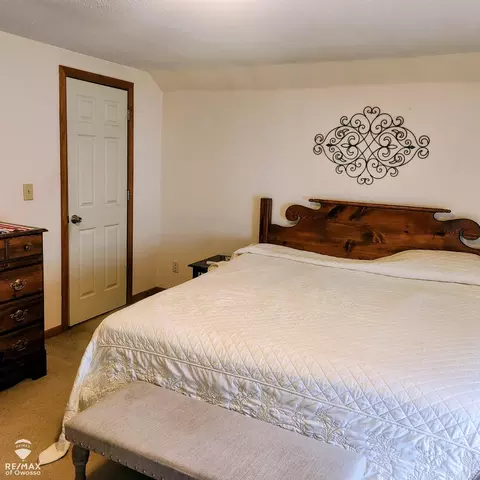 Bedroom - 205 W Maple, Shepherd, MI 48883 photo 2 of 2