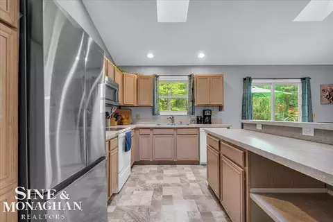 Kitchen - 8759 Morrow, Clay, MI 48001 photo 3 of 3