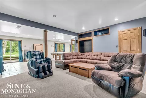Living - 8759 Morrow, Clay, MI 48001 photo 3 of 3