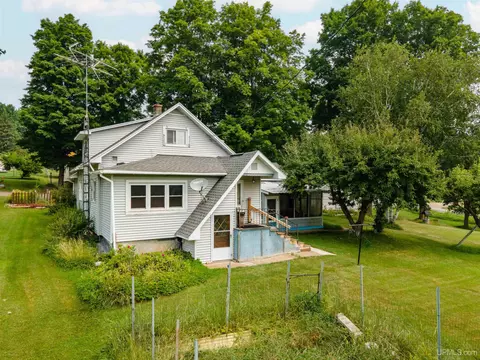 Exterior - 205 Fourth, Alpha, MI 49902 photo 10 of 15