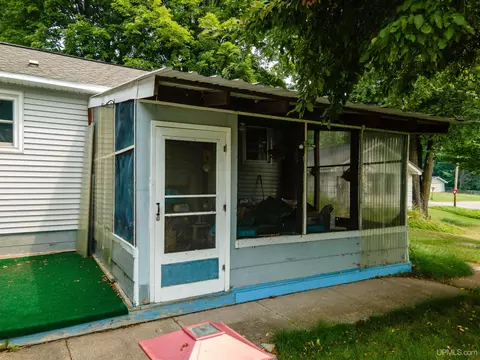 Exterior - 205 Fourth, Alpha, MI 49902 photo 11 of 15
